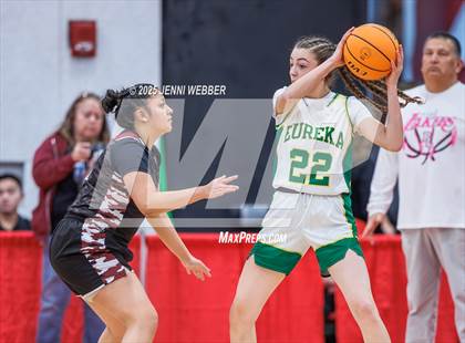 Thumbnail 2 in Pyramid Lake vs. Eureka (NIAA 1A Final) photogallery.
