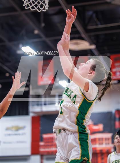 Thumbnail 2 in Pyramid Lake vs. Eureka (NIAA 1A Final) photogallery.