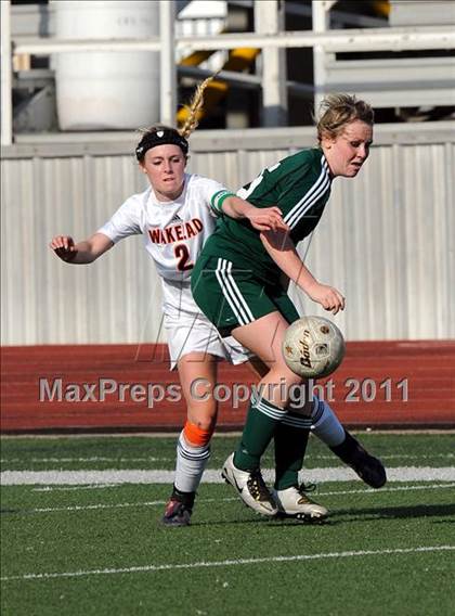 Thumbnail 2 in Wakeland [Justin] vs Waxahachie (4A  Region 2 Semifinals) photogallery.
