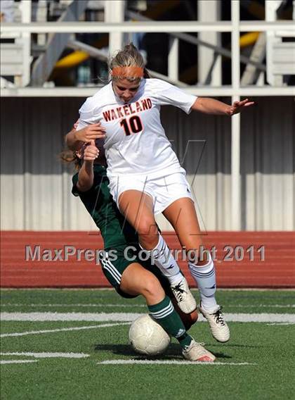 Thumbnail 3 in Wakeland [Justin] vs Waxahachie (4A  Region 2 Semifinals) photogallery.