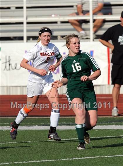 Thumbnail 3 in Wakeland [Justin] vs Waxahachie (4A  Region 2 Semifinals) photogallery.
