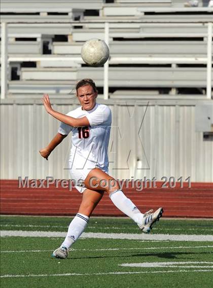 Thumbnail 2 in Wakeland [Justin] vs Waxahachie (4A  Region 2 Semifinals) photogallery.