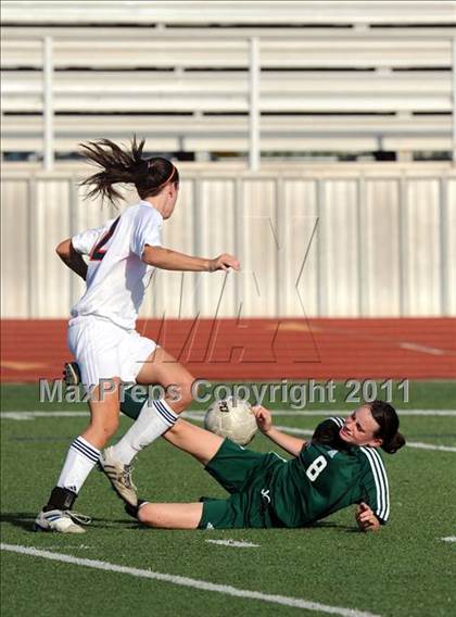 Thumbnail 1 in Wakeland [Justin] vs Waxahachie (4A  Region 2 Semifinals) photogallery.