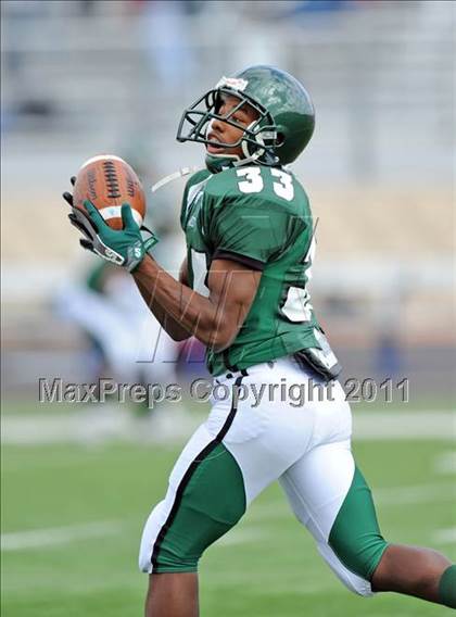 Thumbnail 3 in Poteet vs. Whitehouse (4A Division 2 Region 2 Area Playoffs) photogallery.