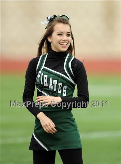 Thumbnail 3 in Poteet vs. Whitehouse (4A Division 2 Region 2 Area Playoffs) photogallery.