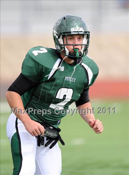 Thumbnail 1 in Poteet vs. Whitehouse (4A Division 2 Region 2 Area Playoffs) photogallery.