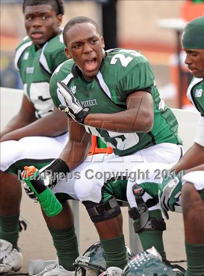 Thumbnail 1 in Poteet vs. Whitehouse (4A Division 2 Region 2 Area Playoffs) photogallery.