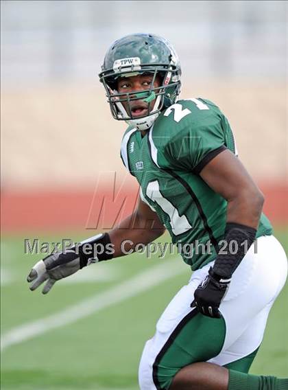 Thumbnail 2 in Poteet vs. Whitehouse (4A Division 2 Region 2 Area Playoffs) photogallery.