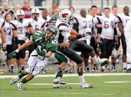 Thumbnail 3 in Poteet vs. Whitehouse (4A Division 2 Region 2 Area Playoffs) photogallery.
