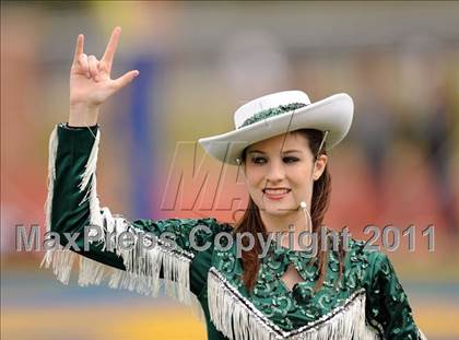 Thumbnail 2 in Poteet vs. Whitehouse (4A Division 2 Region 2 Area Playoffs) photogallery.
