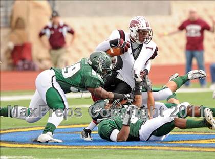 Thumbnail 1 in Poteet vs. Whitehouse (4A Division 2 Region 2 Area Playoffs) photogallery.