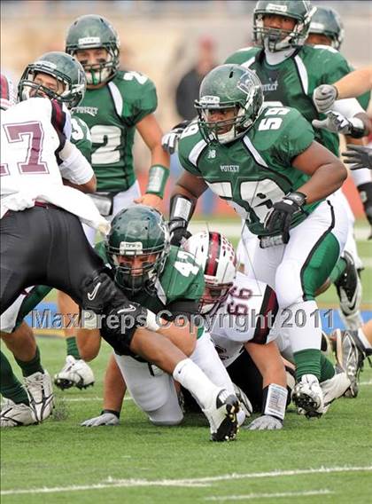 Thumbnail 3 in Poteet vs. Whitehouse (4A Division 2 Region 2 Area Playoffs) photogallery.