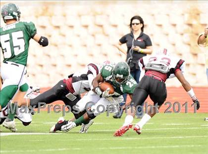 Thumbnail 2 in Poteet vs. Whitehouse (4A Division 2 Region 2 Area Playoffs) photogallery.