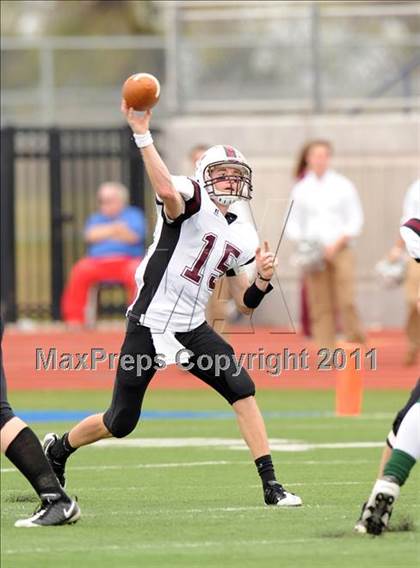 Thumbnail 2 in Poteet vs. Whitehouse (4A Division 2 Region 2 Area Playoffs) photogallery.