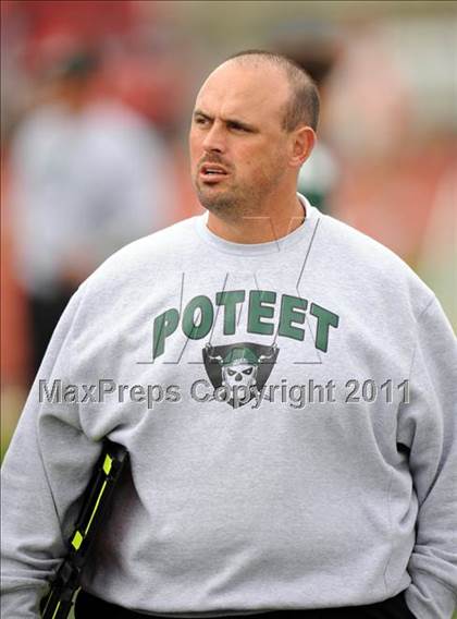 Thumbnail 1 in Poteet vs. Whitehouse (4A Division 2 Region 2 Area Playoffs) photogallery.