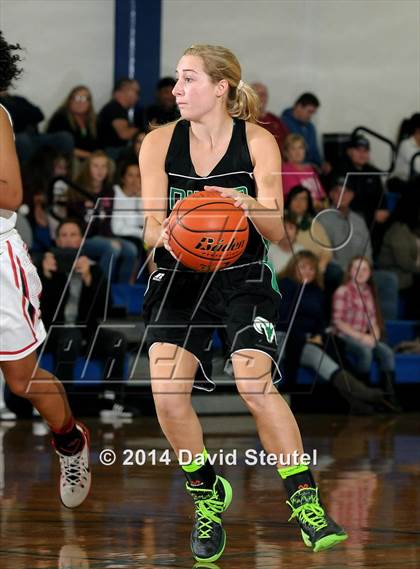 Thumbnail 2 in Dixon vs. Carondelet (Dorothy Speck Memorial) photogallery.