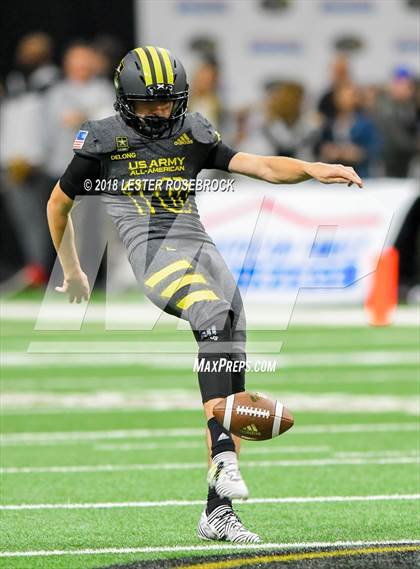 Thumbnail 1 in Army All American Bowl photogallery.