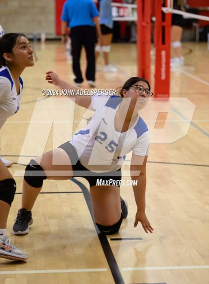 Thumbnail 1 in Century vs Long Beach Poly Whittier High School Cardinal Classic  photogallery.