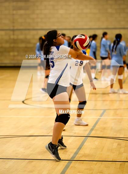 Thumbnail 3 in Century vs Long Beach Poly Whittier High School Cardinal Classic  photogallery.