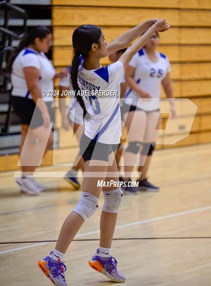 Thumbnail 2 in Century vs Long Beach Poly Whittier High School Cardinal Classic  photogallery.