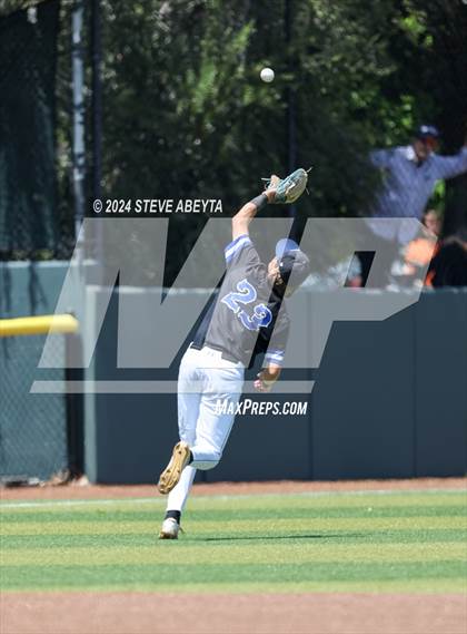 Thumbnail 3 in Cherry Creek vs. Grandview (CHSAA 5A 4th Round Consolation) photogallery.