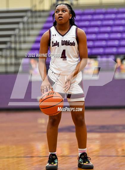 Thumbnail 1 in Waskom vs. Hughes Springs (UIL 3A Region 2 Bi-District Playoff) photogallery.