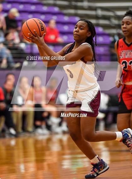 Thumbnail 1 in Waskom vs. Hughes Springs (UIL 3A Region 2 Bi-District Playoff) photogallery.