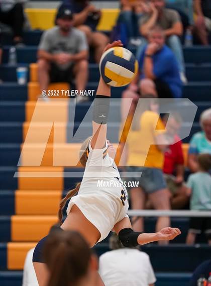 Thumbnail 1 in Greenwood @ Mooresville photogallery.