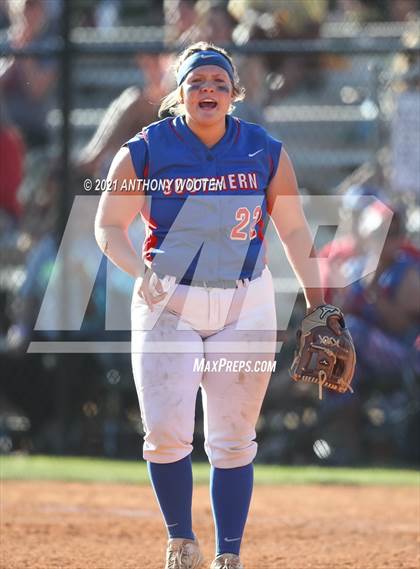 Thumbnail 1 in Southern Alamance vs. Alexander Central (NCHSAA 3A Final - Game 3) photogallery.
