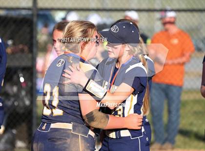 Thumbnail 3 in Southern Alamance vs. Alexander Central (NCHSAA 3A Final - Game 3) photogallery.
