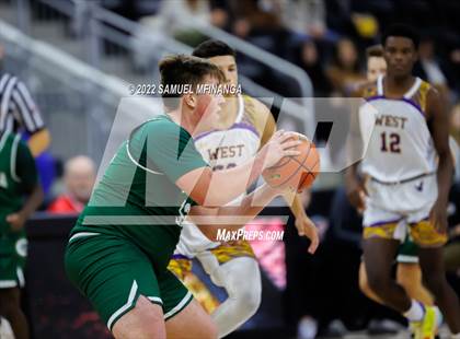 Thumbnail 2 in Bellevue West vs. Gretna photogallery.
