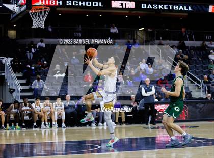 Thumbnail 3 in Bellevue West vs. Gretna photogallery.