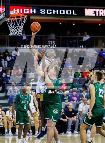 Thumbnail 1 in Bellevue West vs. Gretna photogallery.
