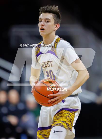 Thumbnail 2 in Bellevue West vs. Gretna photogallery.