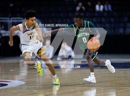 Thumbnail 1 in Bellevue West vs. Gretna photogallery.