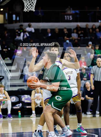 Thumbnail 1 in Bellevue West vs. Gretna photogallery.