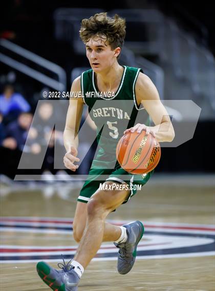 Thumbnail 1 in Bellevue West vs. Gretna photogallery.