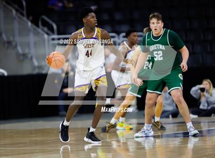 Thumbnail 2 in Bellevue West vs. Gretna photogallery.