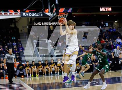 Thumbnail 3 in Bellevue West vs. Gretna photogallery.