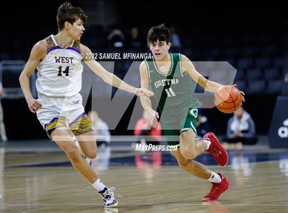 Thumbnail 3 in Bellevue West vs. Gretna photogallery.
