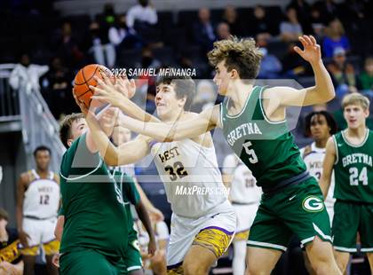 Thumbnail 1 in Bellevue West vs. Gretna photogallery.