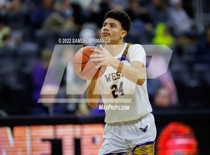 Thumbnail 1 in Bellevue West vs. Gretna photogallery.