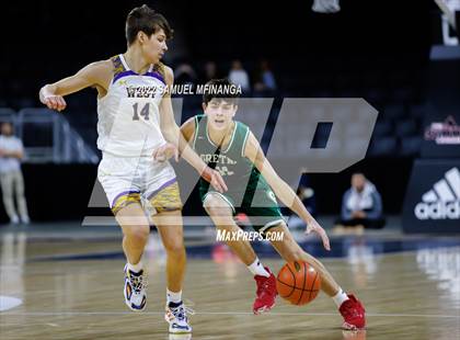 Thumbnail 3 in Bellevue West vs. Gretna photogallery.