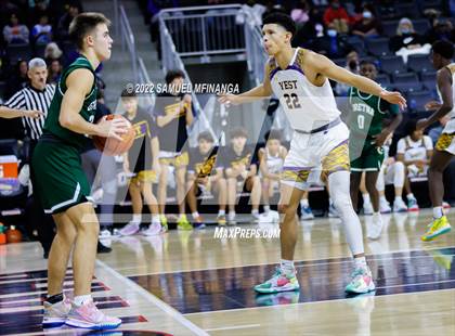 Thumbnail 3 in Bellevue West vs. Gretna photogallery.