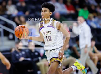 Thumbnail 2 in Bellevue West vs. Gretna photogallery.