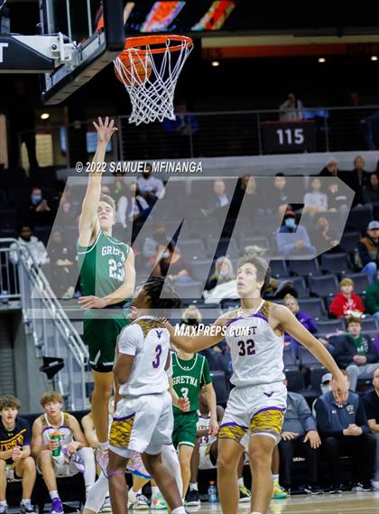 Thumbnail 3 in Bellevue West vs. Gretna photogallery.