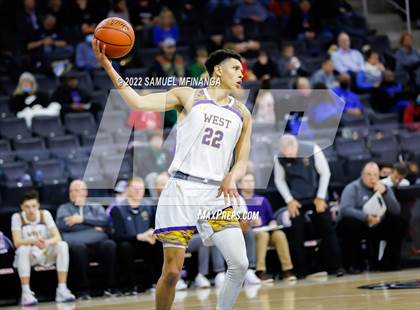 Thumbnail 2 in Bellevue West vs. Gretna photogallery.