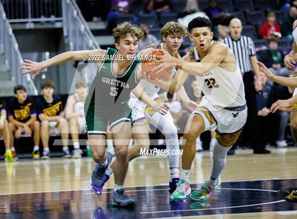 Thumbnail 1 in Bellevue West vs. Gretna photogallery.