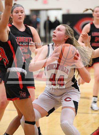 Thumbnail 1 in Liberty Union vs Circleville  photogallery.