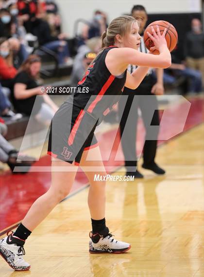 Thumbnail 1 in Liberty Union vs Circleville  photogallery.